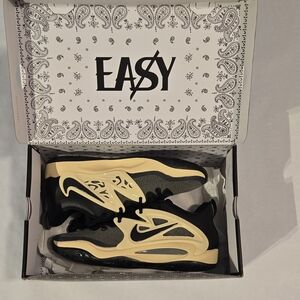 KD15 50 Years of HipHop Sneakers